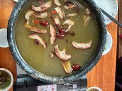 -鲁朗边巴次仁农家石锅