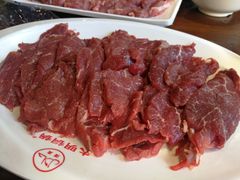 手切鲜牛上脑-大明铜锅·烤涮坊·烧烤(新开路店)