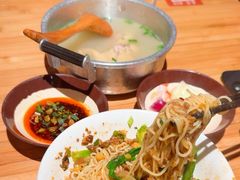 -周小波重庆小面·重庆名小吃(邹容路店)