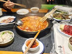 -两三事小郡肝串串香火锅(桂庙店)