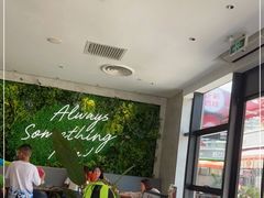 -必胜客(武汉欢乐谷店)