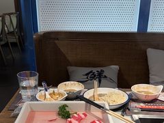 -尚尚仙·酸汤猪手·猪肚鸡火锅(华联万柳购物中心店)