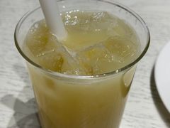 杨桃油柑汁-娜娜家•Nana's restaurant(国金汇店)