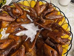 红烧乳鸽-百利鸽王(紫薇路店)