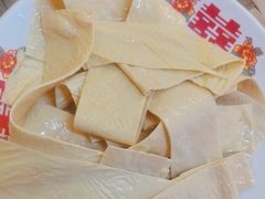 -巴卤社老火锅(财富店)