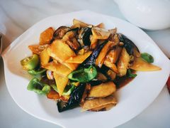 素烧地三鲜-京滨饭店·餐厅(阜外大街店)