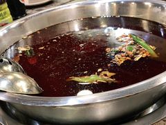 -肖肖酸萝卜鱼火锅(总店)