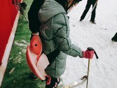 -乔波室内滑雪场