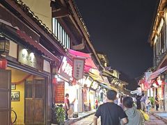 -胖娃古镇鸡杂·黑金冠(磁器口总店)