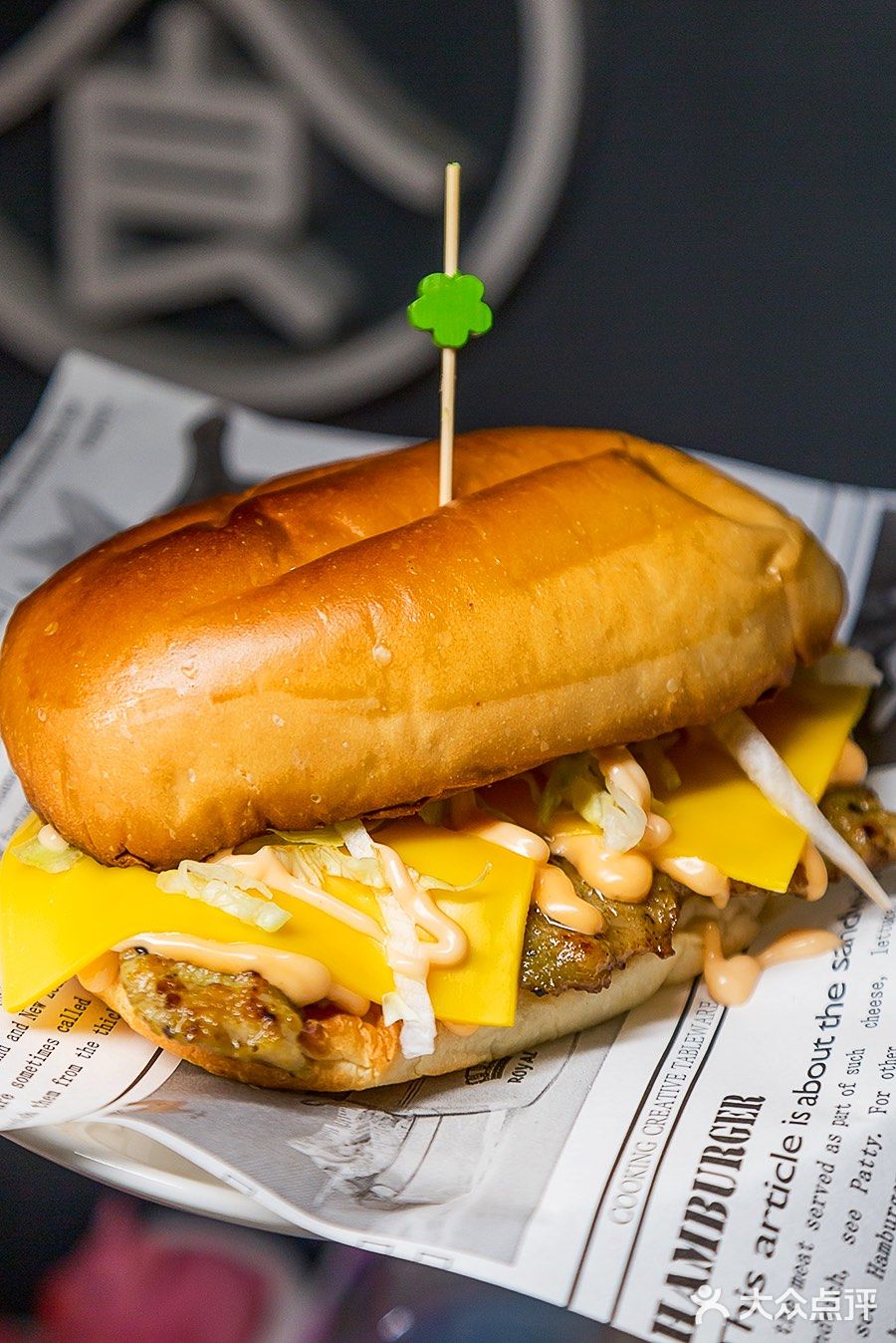爆爆爆爆爆浆芝士猪扒包一个就顶饱了