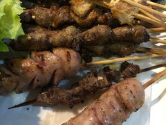 烤香肠牛肉羊肉串-云晓光头烧烤吧(新大陆广场店)