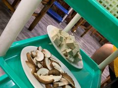 -濠轩阁特色生蚝火锅(水湾路店)