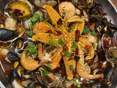 -老东镇啤酒屋海鲜加工·蒸汽海鲜·海鲜烧烤(台东店)