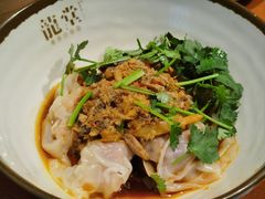 -龍堂蟹黄小笼包(万家丽店)