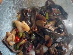 -李东农庄(中南百草园地标店)