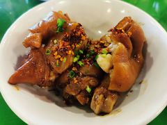 卤猪蹄-大碗厨(东风路店)