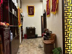 -莱仪堂艾灸经络养生馆(宜川路店)