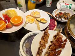 -钱小奴海鲜自助黑金店(杭州滨江龙湖店)