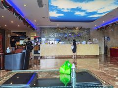 -锐菲特游泳体育健身中心(滨江店)