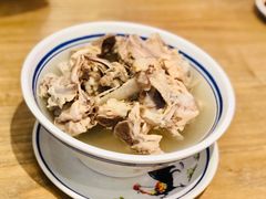 鸡骨架汤-红大哥水门鸡饭(總店)