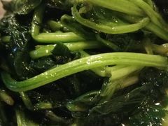素炒菠菜-湘水山庄