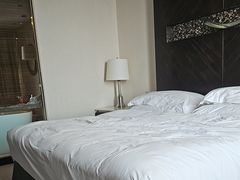 -青岛海尔洲际酒店