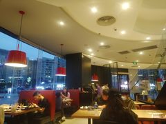 大堂-必胜客(华南摩尔店)