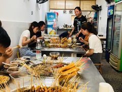 -卫卫麻辣烫(建设新村路店)