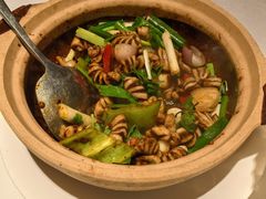 -八府香鸭·啫啫煲(华山路店)