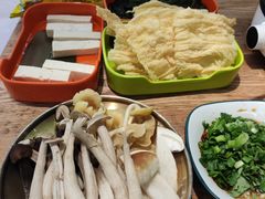 -菌小白火锅(时尚天河店)