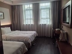 -麦新格精品酒店(上海国际旅游度假区川沙地铁站店)