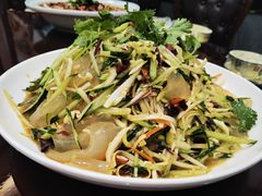 -红岩美食坊(伊春市伊春区)