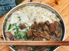 清汤牛肉粉-花溪王记牛肉粉(四季花溪商场店)