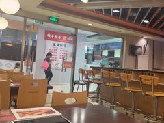 -呷哺呷哺(世贸.工三店)