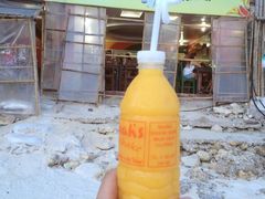 Jonah's&nbsp;Shakes-Jonah's Fruit Shake & Snack Bar