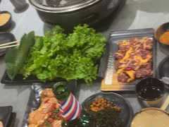 -啊美丽炭火烤肉(滑翔一店)