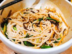 鸡丝凉米线-云海肴·汽锅鸡·云南菜(美罗城店)