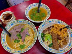 -金杨拉面王小吃面馆·牛三宝面·红烧牛肉粉