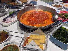 -王奋斗贵州酸汤牛肉火锅