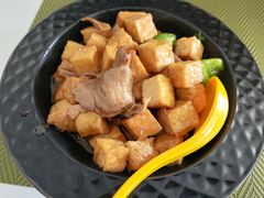 -天天向上素食餐厅(五台山店)