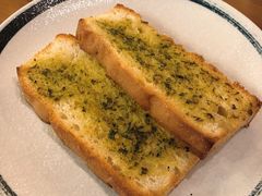 餐前蒜香法包-PIZZA BIANCA(万象城店)