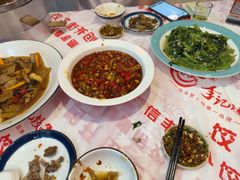 -李记饺子·非遗美食·江西菜(建设路店)