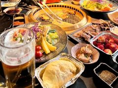 -铭牛烧肉·和牛海鲜自助(高新月牙湖店)