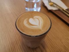 澳白-大酉·M Coffee(北京美术馆店)