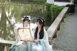 -梦回汉唐汉服旗袍体验馆(拙政园店)