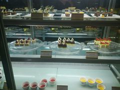 -小天鹅戴斯酒店鲸鲨百汇创作料理