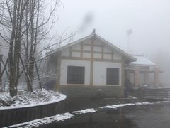 -钟鼎寺