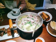 -全牛匠·乐山跷脚牛肉(西单华威约饭街店)