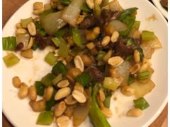 -Golden Gong Chinese Restaurant