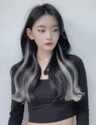 -变画·发型STUDIO